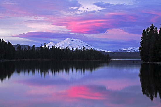 Sunset reflection photograph, Crane Prairie Lake, Oregon, Cascade Lakes.