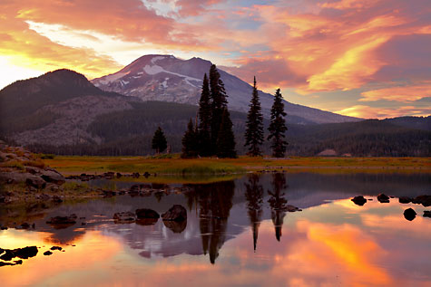 Pastel Sunset sky Sunset colors over South Sister and Sparks Lake.